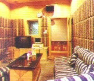 New East Asia Hotel Shanghai 4*,